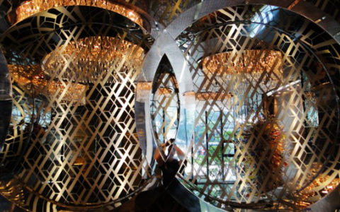 hotel_lobby_ti_glass