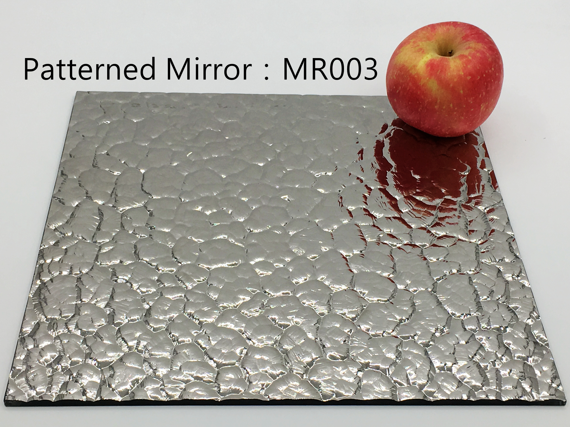 patterned_mirror_MR003
