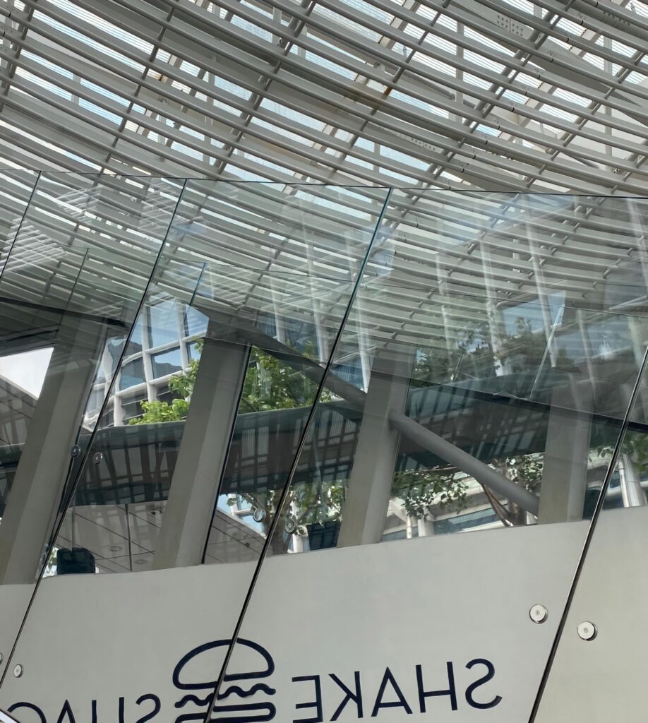 gradient mirror for railing